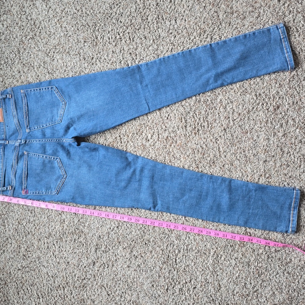 BDG Urban Outfitters Twig Mid Rise Jeans Split Hem Blue Denim Size 26 - Picture 5 of 7